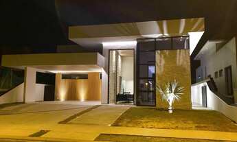 Imagem 2: Casa nova, para aluguel e venda tem 260 metros quadrados com 4 suítes