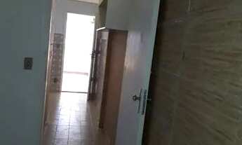 Imagem 6: Alugue casa, 1 quarto, garagem, excelente localização centro da Vila Maria, Botucatu, SP