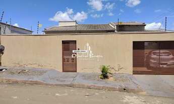 Imagem 1: Casa Excelente no Polocentro