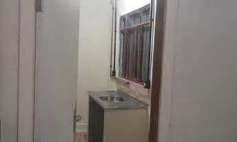 Imagem: KITINET ALUGO PRÉDIO FRENTE AO PASSEIO