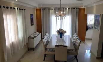 Imagem 4: Casa de alto padrão em condomínio fechado