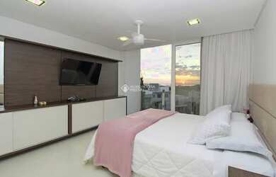 Imagem 5: Casa de condomínio para venda possui 357 metros quadrados com 3 quartos