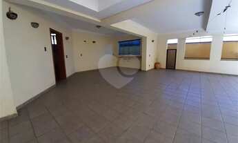 Imagem 3: Sobrado para aluguel e venda tem 400 metros quadrados com 3 quartos