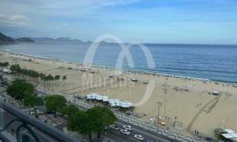 Imagem: Amplo apartamento em prédio tradicional