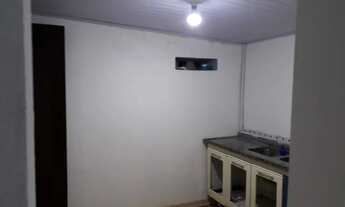 Imagem 3: Aluga-se uma kit e.um quarto , ótima localização