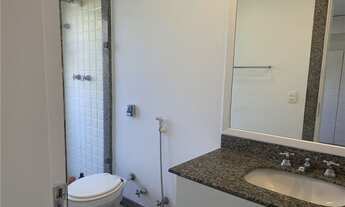 Imagem 7: Cobertura linear com 347m2 com direito ao uso da laje, contendo 4 suítes, transformado em