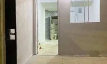 Imagem 5: Casa no Cajuru Casa com 1 dormitório