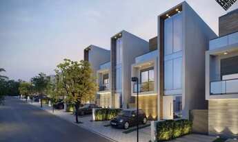 Imagem 2: Venha morar na tranquilidade de um Condominio fechado na Granja Viana, casa triplex com 16