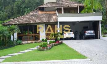 Imagem: Linda Casa no Condomínio do Saguaçu