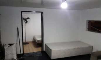 Imagem 5: Aluga-se uma kit e.um quarto , ótima localização