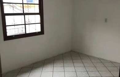 Imagem 7: Casa com três dormitórios - Saco do limões - locação anual