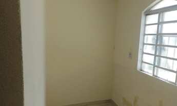 Imagem 3: Aluga-se kitnet na eqnn 8/10 ceilândia sul guariroba