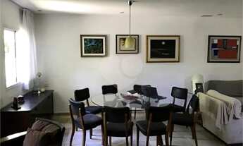 Imagem 5: Casa assobradada em condomínio fechado na rua Simpatia