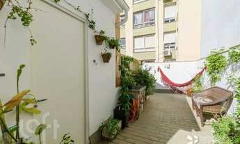 Imagem 2: Imóvel para venda possui 140 metros quadrados com 3 quartos em Centro Histórico - Porto Al