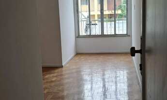 Imagem: R$ 200.000,00 2 Quartos com dependências