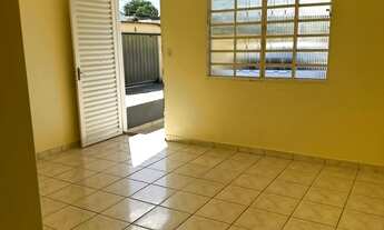 Imagem 3: Aluga-se casa 2qts no setor Villa monte Celly próx ao bretãs do Crimeia