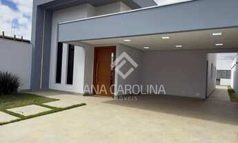 Imagem 2: Exclusiva Casa Térrea à Venda no Bairro Ibituruna