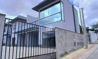 Imagem: Casa nova no bairro Rio Branco em Brusque!