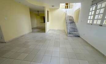 Imagem 7: Casa espaçosa e excelente, 4 quartos, sendo 2 suítes, em Gruta de Lourdes, Maceió