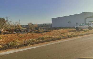 Imagem 2: Lote 10x25 avenida sábia Maysa