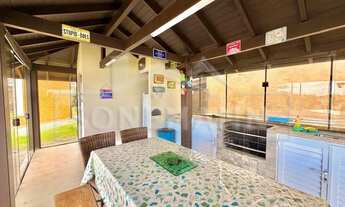 Imagem 5: Imóvel para venda possui 315 metros quadrados com 5 quartos