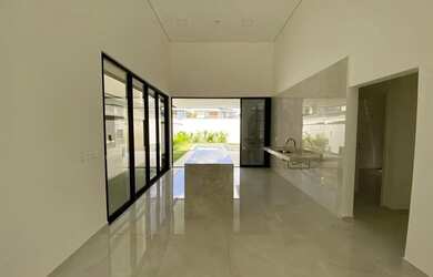 Imagem 3: Belissima Casa Plana No Terras 1, 03 Suítes, Piscina Com Hidro, Pronta P/ Morar! Cód. GOQN