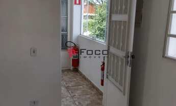 Imagem 2: Apartamento - Edif. Cond. Villa di Capri - Piracangaguá - 03 Dormitórios - 61m²