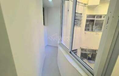 Imagem: Apartamento / Residencial / Catete