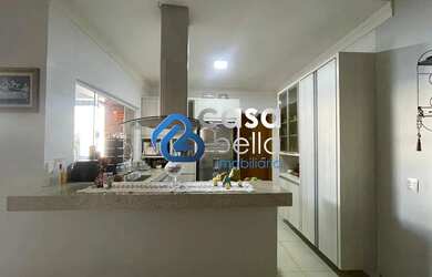 Imagem 6: CASA COM EXCELENTE LOCALIZAÇÃO 303 SUL 03 SUÍTES, GARAGEM NO SUBSOLO