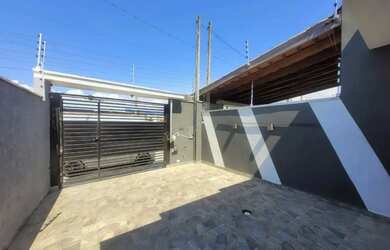 Imagem 2: Casa com 2 dormitórios à venda, 80 m² por R$ 380.000,00 - GOLFINHOS - Caraguatatuba/SP