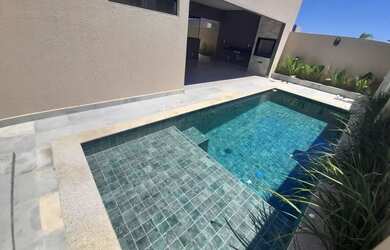 Imagem 5: Casa nascente Térrea, 4 suites, piscina e varanda gourmet, alto padrão cond frente Lagoa