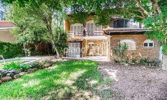 Imagem 2: Casa para aluguel, com 227,22m², 4 quartos 1 suíte - Centro - Gravataí / RS por R$ 8.000,0