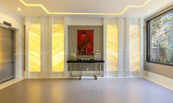 Imagem 5: Apartamento Alto Padrão à Venda na Vila Mariana - 267 m², 4 suítes, varanda, lavabo, 5 vag