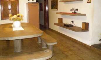 Imagem: Casa Terrea com Piscina e Comodidades Internet