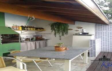 Imagem 3: Casa para aluguel com 320 metros quadrados com 5 quartos