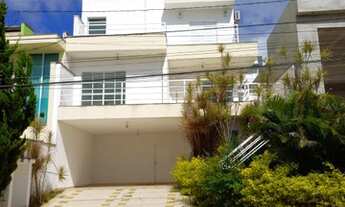 Imagem 2: CASA PARA LOCAÇÃO NO CONDOMÍNIO ARUÃ COM 3 SUITES, AMPLAS SALAS, E PISCINA