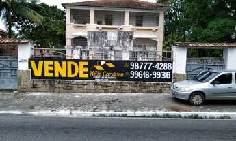 Imagem: Casarão em Jaguaribe com 30 quartos, sendo