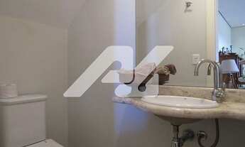 Imagem 5: Casa de condomínio para venda possui 265 metros quadrados com 4 quartos