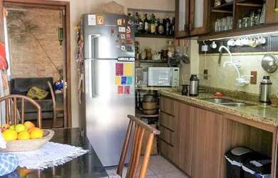 Imagem 3: Casa para Venda - 160m², 4 dormitórios, sendo 1 suites, 2 vagas - Teresópolis