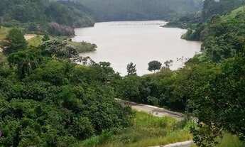 Imagem 3: Terreno com vista privilegiada e acesso a represa