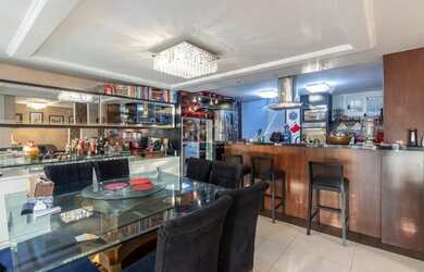 Imagem 7: Casa Condominio para Venda - 381.1m², 4 dormitórios, sendo 2 suites, 4 vagas - Santa Terez