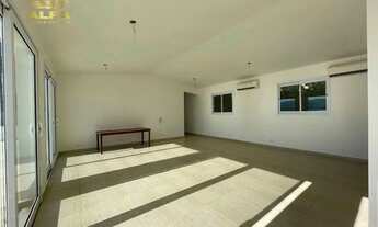 Imagem 2: Casa na praia, condomínio fechado, frente mar, 3 suítes, lazer, Península, Guarujá