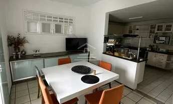 Imagem 3: Casa para venda possui 300 metros quadrados com 4 quartos em Fátima - Teresina - PI