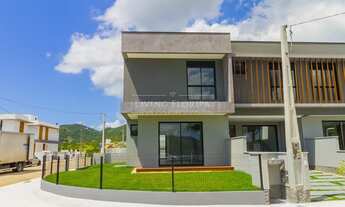 Imagem 3: Casa Alto Padrão com 3 dormitórios Sendo 1 Suíte à venda. 140 m² por R$ 1.260.000 - Alto R