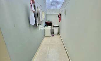 Imagem 4: Linda Propriedade De Luxo Com Pomar Exuberante Em Localização Privilegiada Condomínio Por