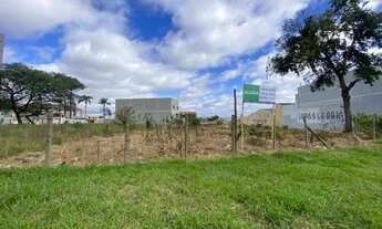 Imagem: PINHAIS - Terreno Padrão - Centro