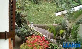 Imagem 7: CASA ASSOBRADADA - JARDIM GUEDALA - SP