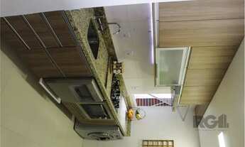 Imagem 7: Apartamento de dois dormitórios, suíte e uma vaga de garagem no bairro Santana em Porto Al