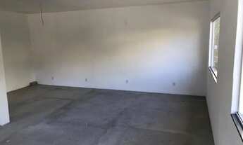 Imagem 4: Casa para aluguel tem 328 metros quadrados com 2 quartos em Parque São Clemente - Nova Fri