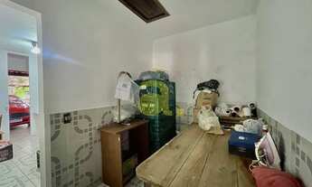 Imagem 3: Ampla casa com piscina próximo ao Terminal da Água Verde